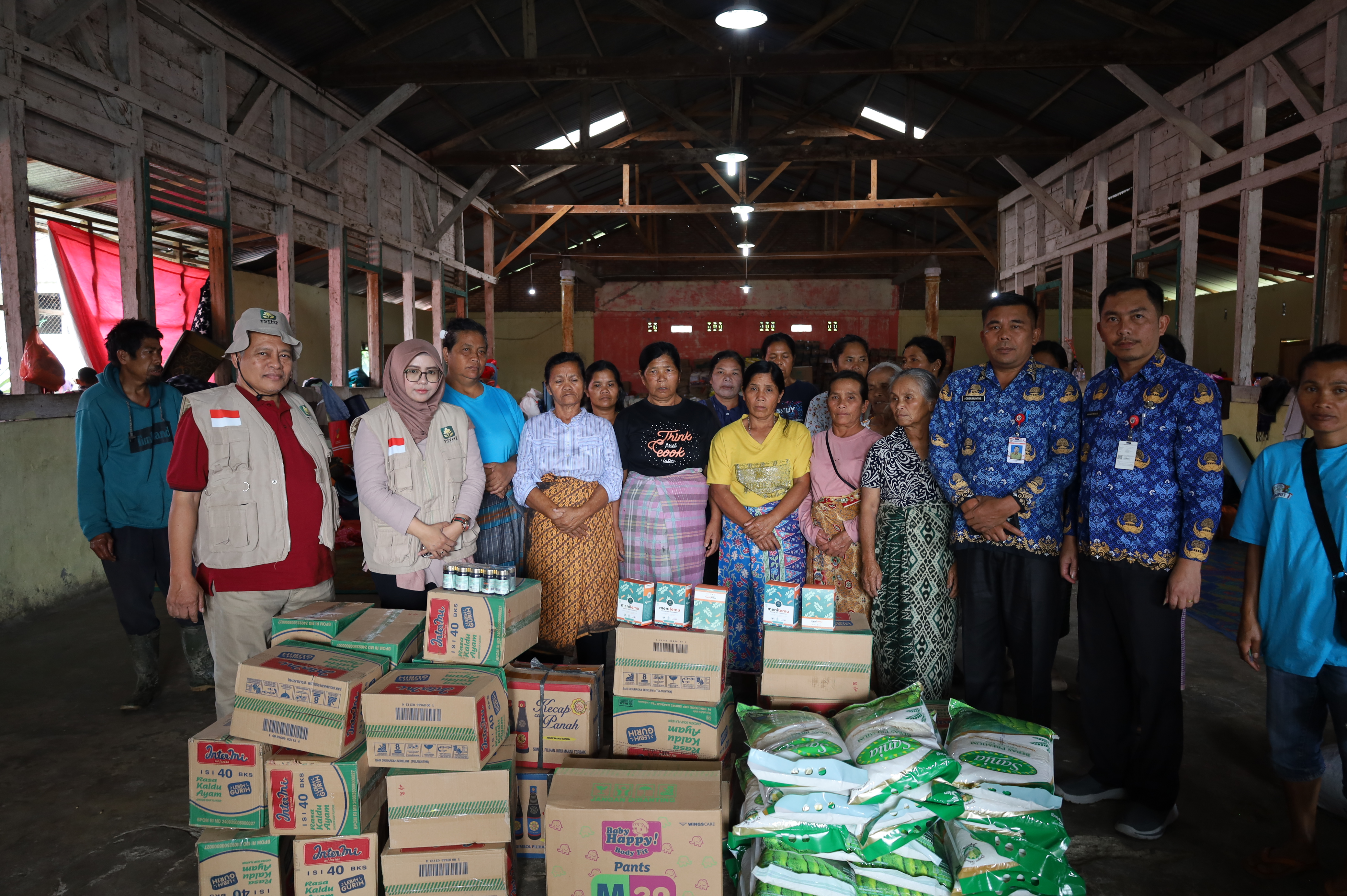 TSTH2 Hadir untuk Sumatra: Membawa Bantuan dan Edukasi Kesehatan bagi Korban Bencana